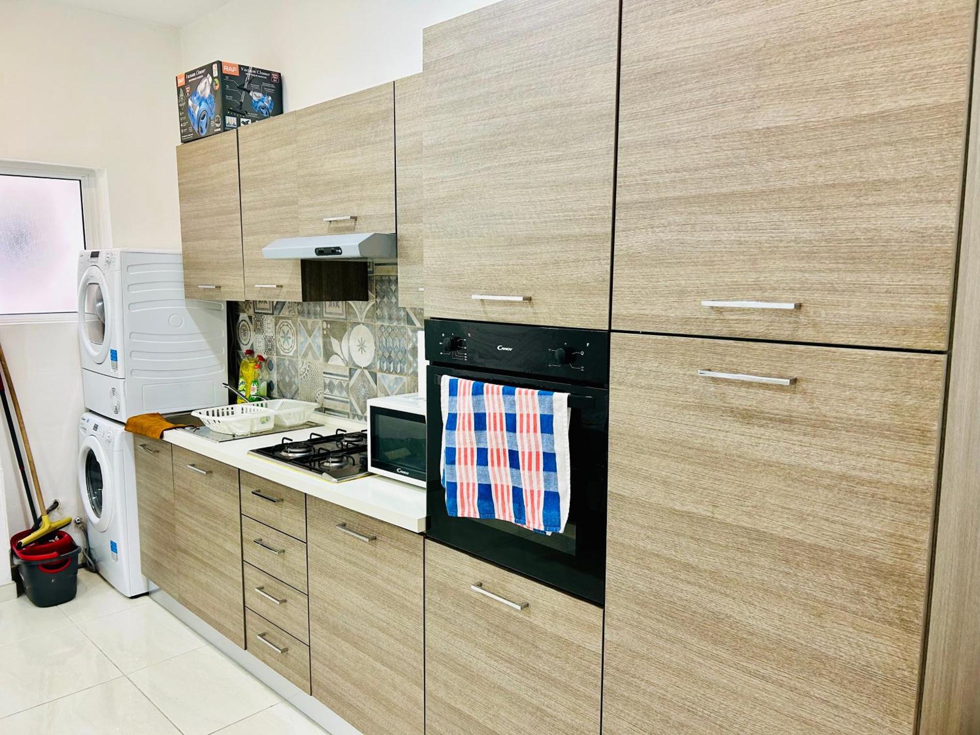 Steps To The Sea 1-br Apartamento Gzira